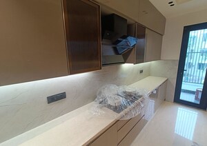 Furnished Amenities in 4 BHK Builder Floor at Sector 23 – for Rent