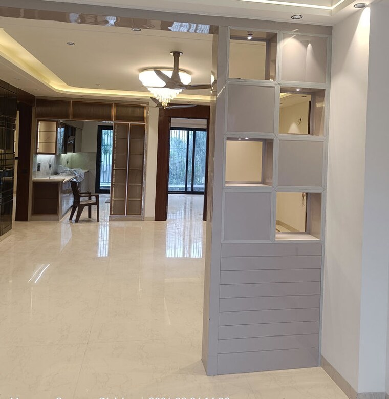 Room, sector 23 4 Bedroom 2200 Sq.Ft. Builder Floor In Sector 23 Gurgaon 10701685