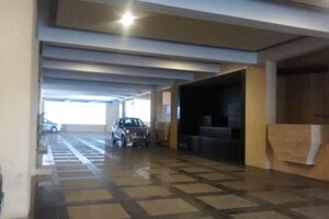 Parking in 3 BHK Apartment at Wellingdon View, Tardeo – for Sale