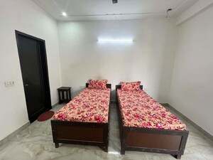  Pg For Rent in Sector 28