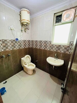 Bathroom in  Pg at Sector 28 – for Rent