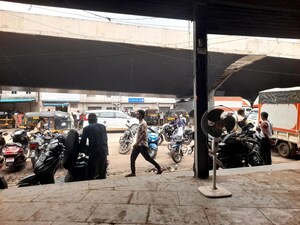 Parking in  Warehouse at Goregaon East – for Rent