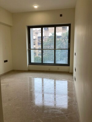 Room in 3 BHK Apartment at Sheth 72 West, Andheri West – for Sale