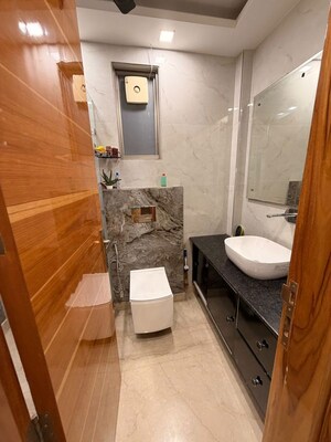 Washroom in 3 BHK Builder Floor at Naraina – for Rent
