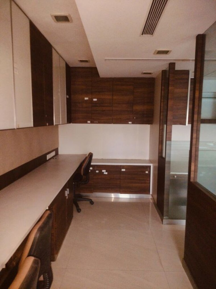 Team Area, chembur Commercial Office Space 1950 Sq.Ft. In Chembur Mumbai 10701802