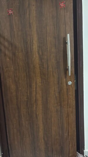 Furnished Amenities in 2 BHK Builder Floor at Maidan Garhi – for Rent