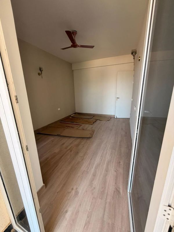 Balcony in 3 BHK Builder Floor at Sector 23 – for Rent