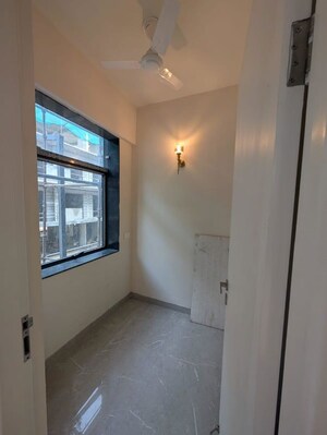 Room in 3 BHK Builder Floor at Sector 23 – for Rent