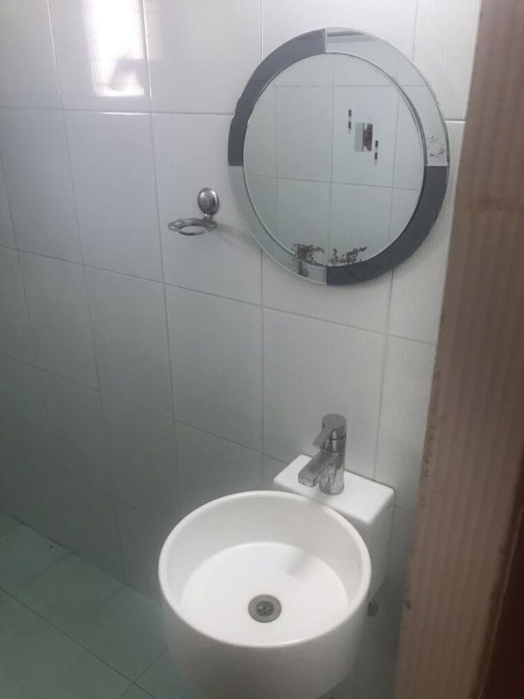 Bathroom, my-home-jewel-agate-block 3 Bedroom 1759 Sq.Ft. Apartment In Madinaguda Hyderabad 10701867
