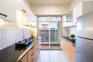 Kitchen in 2.5 BHK Apartment at Nahar Camellia Apartment, Chandivali – for Sale