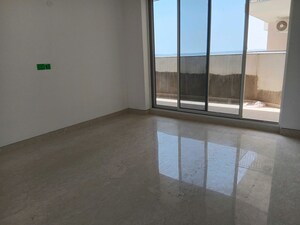 Room in 4 BHK Builder Floor at Sector 21 – for Rent