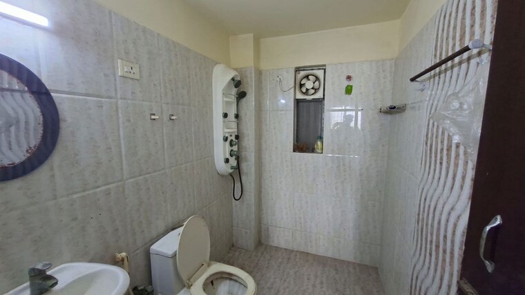 Bathroom, loharuka-green-heights 3 Bedroom 1205 Sq.Ft. Apartment In Rajarhat New Town Kolkata 10701844