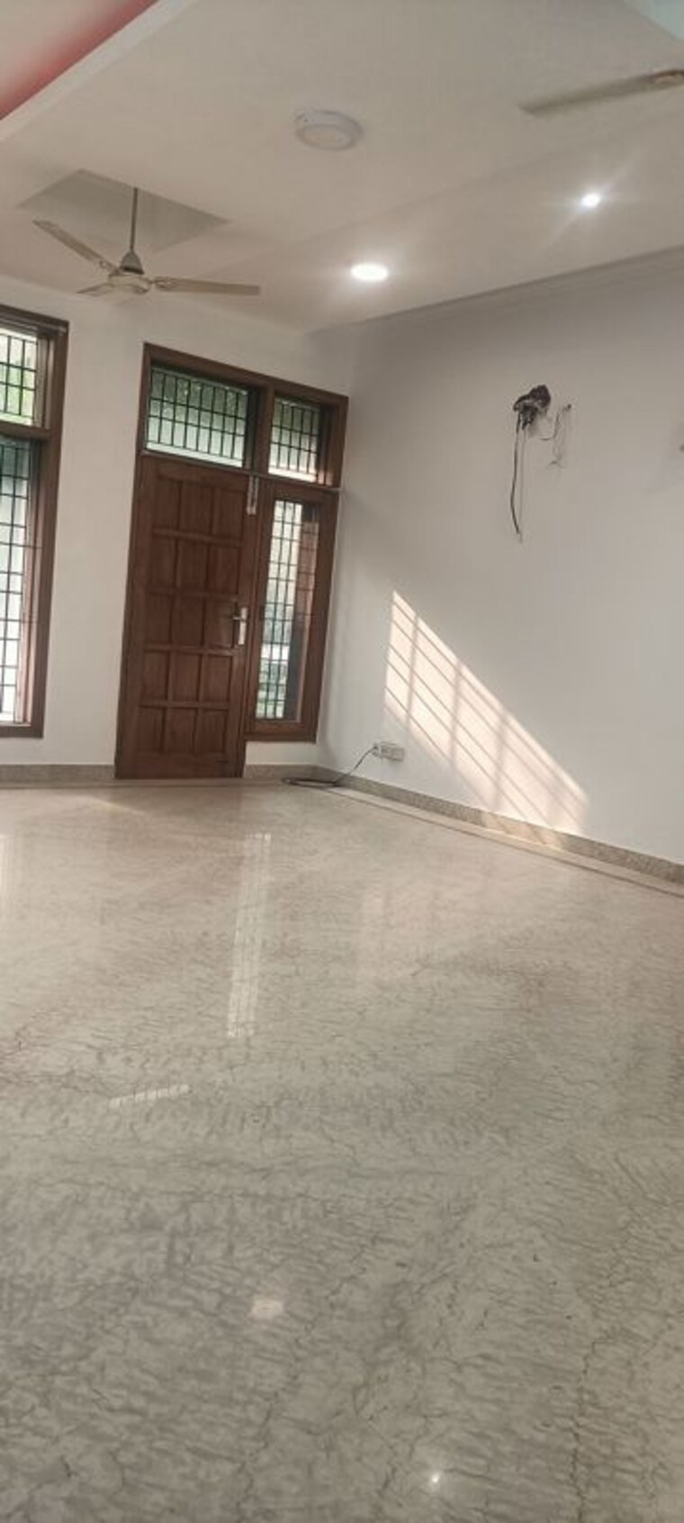 Room, sector 51 6+ Bedroom 450 Sq.Mt. Villa In Sector 51 Noida 10701892