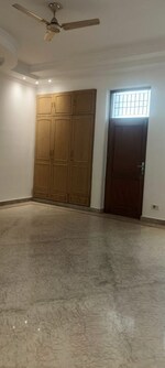 6+ BHK 450 Sq.Mt. Villa in Sector 51