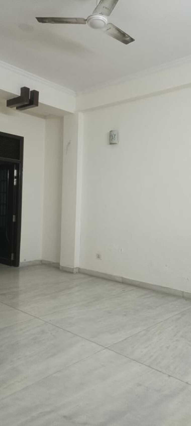 Room, sector 48 3 Bedroom 300 Sq.Mt. Villa In Sector 48 Noida 10701916