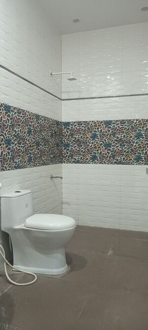 Bathroom in 5 BHK Villa at Sector 49 – for Rent