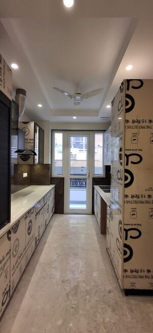 Building Lobby in 3 BHK Builder Floor at Sector 46 – for Sale