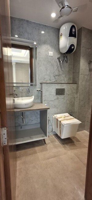 Bathroom in 3 BHK Builder Floor at Sector 46 – for Sale
