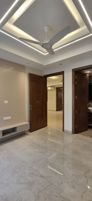 Building Lobby in 3 BHK Builder Floor at Sector 46 – for Sale