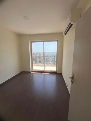 Room in 3 BHK Builder Floor at Sector 22 – for Rent