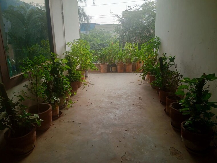 Balcony, ecotech iii greater noida Commercial Co Working Space 11000 Sq.Ft. In Ecotech Iii Greater Noida Greater Noida 10701884