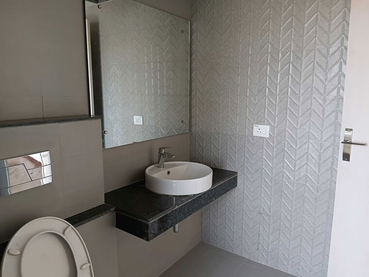Bathroom, sector 22 3 Bedroom 1600 Sq.Ft. Builder Floor In Sector 22 Gurgaon 10701948