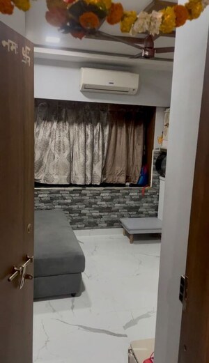 Bedroom in 1 RK Apartment at Everest Gardens CHS, Ghatkopar East – for Rent