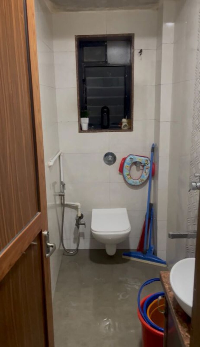 Bathroom, everest-gardens-chs 1 RK 280 Sq.Ft. Apartment In Ghatkopar East Mumbai 10701968