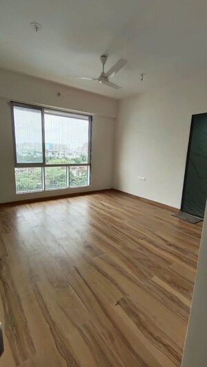 Room in 4 BHK Apartment at Arihant Balaji Pride, Chembur – for Rent