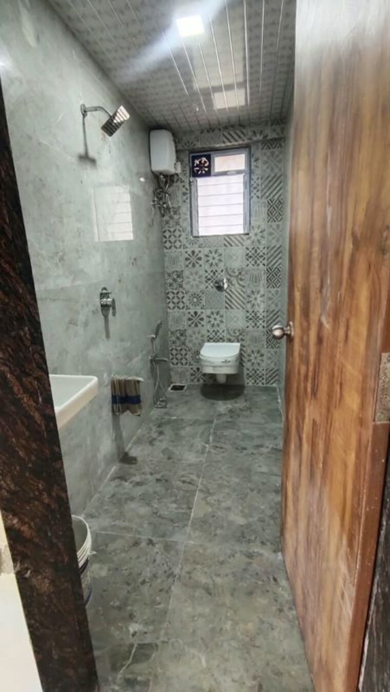 Bathroom, arihant-balaji-pride 4 Bedroom 1550 Sq.Ft. Apartment In Chembur Mumbai 10701981
