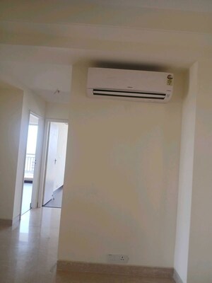 Room in 3 BHK Builder Floor at Sector 23a – for Rent