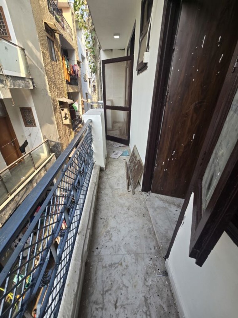 Balcony, chattarpur 1 Bedroom 450 Sq.Ft. Builder Floor In Chattarpur Delhi 10701987