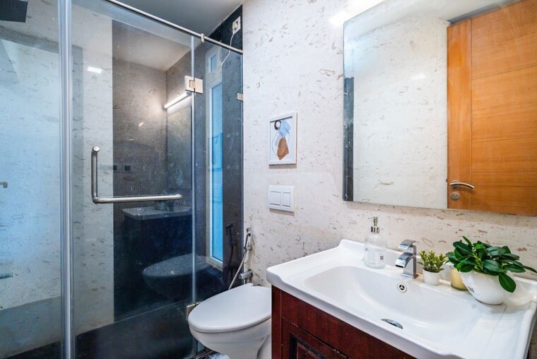 Bathroom, ekta-tripolis 3 Bedroom 1084 Sq.Ft. Apartment In Goregaon West Mumbai 10702004