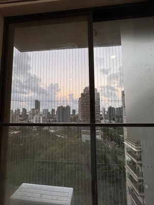Room in 2 BHK Apartment at Jivan Prakash Apartment, Matunga West – for Rent
