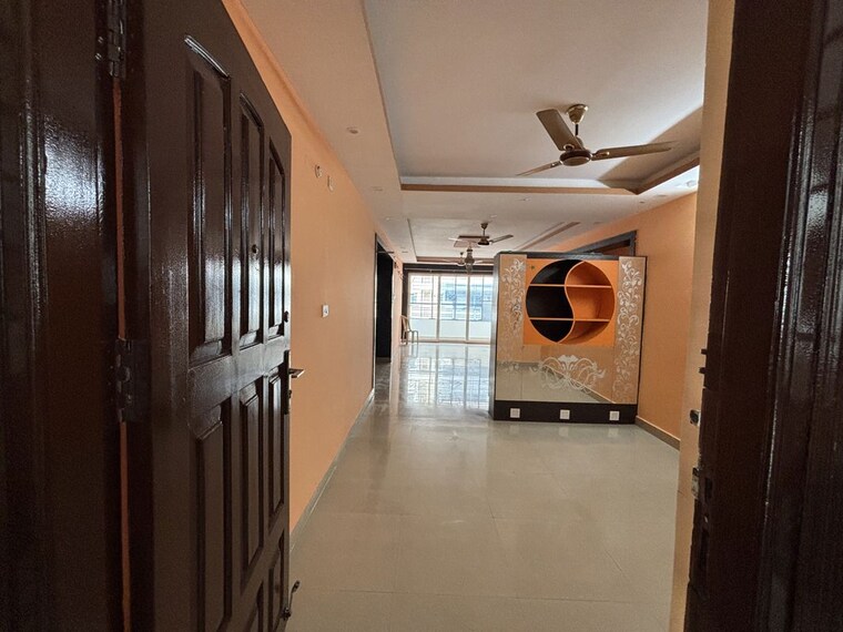 Room, smr-vinay-fountainhead 3 Bedroom 1680 Sq.Ft. Apartment In Hafeezpet Hyderabad 10699164