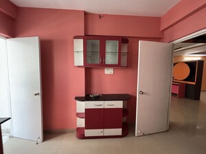 Room in 3 BHK Apartment at SMR Vinay Fountainhead, Hafeezpet – for Rent