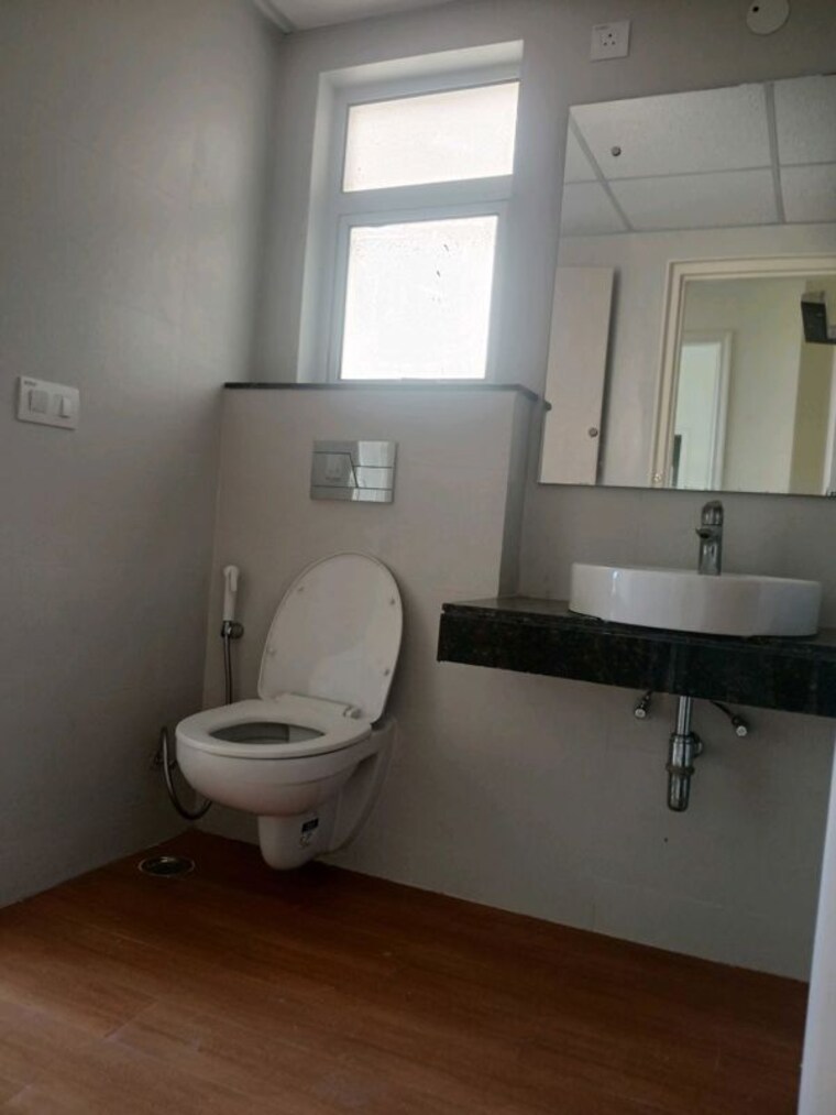 Bathroom, sector 22 3 Bedroom 1500 Sq.Ft. Builder Floor In Sector 22 Gurgaon 10702023