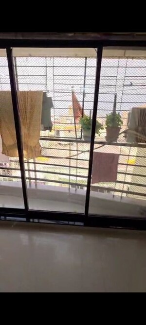 Room in 3 BHK Apartment at Bhairav Srishti, Bhayandar West – for Sale