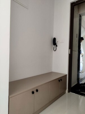 Room in 2 BHK Apartment at Shapoorji Pallonji Sensorium, Hinjewadi – for Rent