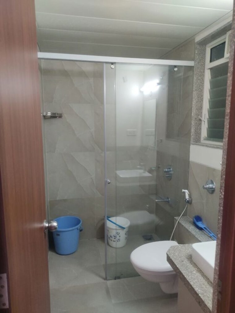 Bathroom, goel-ganga-acropolis 3.5 Bedroom 1700 Sq.Ft. Apartment In Baner Pune 10701996