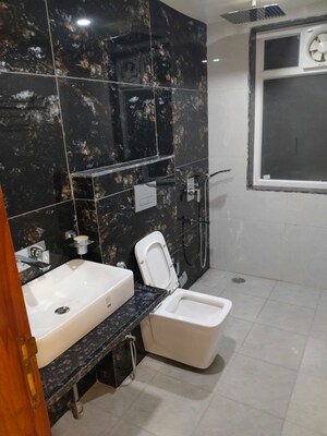 Attached Bathroom in 3 BHK Apartment at Uppal Southend, Sector 49 – for Rent
