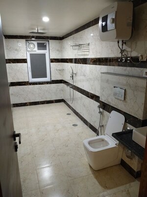 Attached Bathroom in 3 BHK Apartment at Uppal Southend, Sector 49 – for Rent