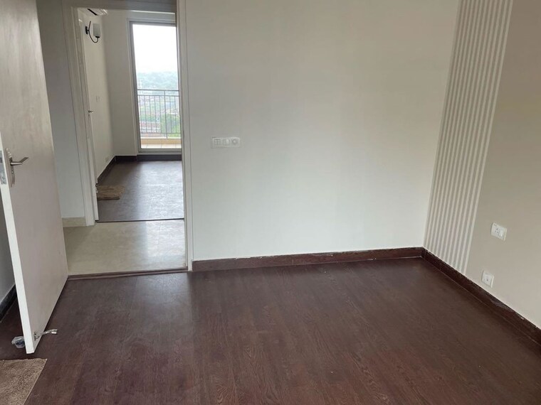 Room, sector 21 3 Bedroom 1600 Sq.Ft. Builder Floor In Sector 21 Gurgaon 10702042