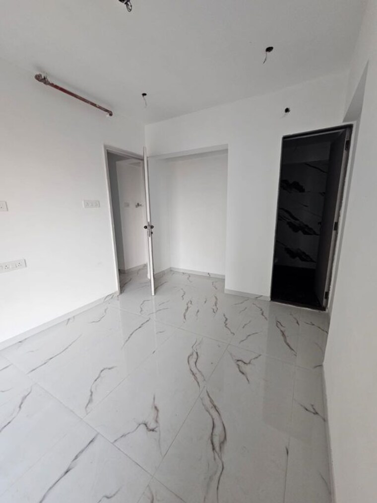Room, rockline-the-meridian-towers 1 Bedroom 502 Sq.Ft. Apartment In Ghatkopar West Mumbai 10702043