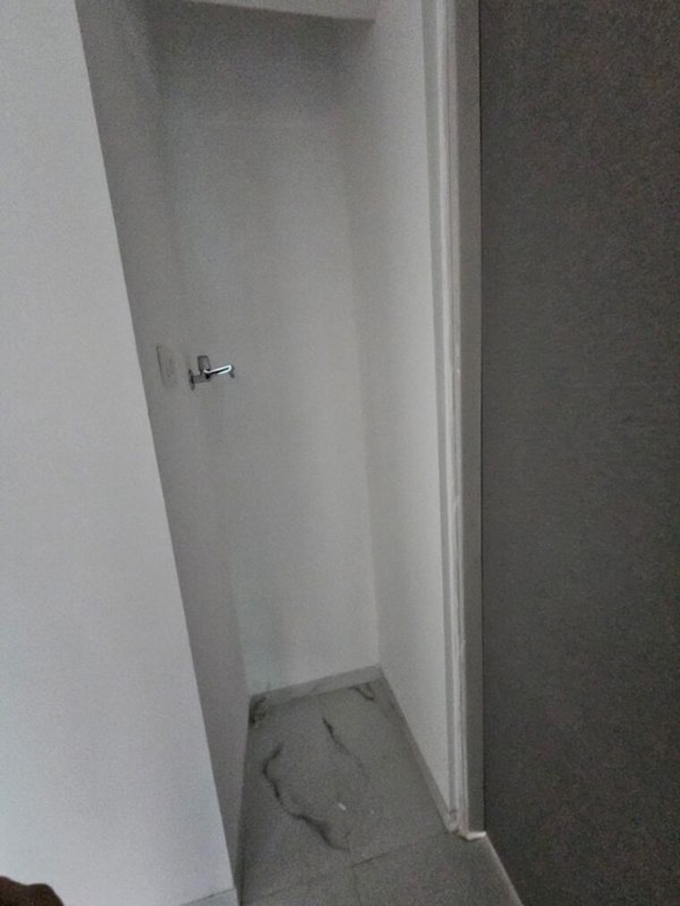Bathroom, rockline-the-meridian-towers 1 Bedroom 502 Sq.Ft. Apartment In Ghatkopar West Mumbai 10702043