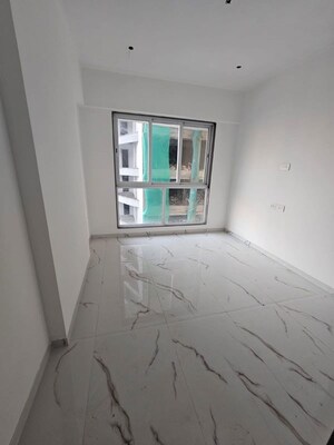 Room in 1 BHK Apartment at Rockline The Meridian Towers, Ghatkopar West – for Rent