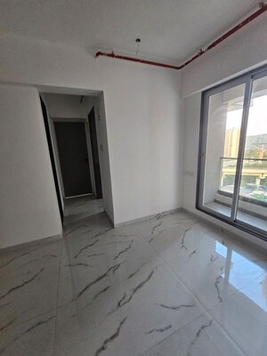 Room in 1 BHK Apartment at Rockline The Meridian Towers, Ghatkopar West – for Rent