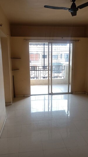Room in 1 BHK Apartment at Namo Residency, Hadapsar – for Rent