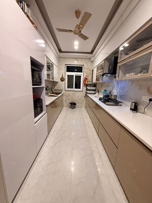 Building Lobby in 3 BHK Builder Floor at Sector 23 – for Rent