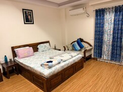 3 BHK Builder Floor For Rent in Sector 23